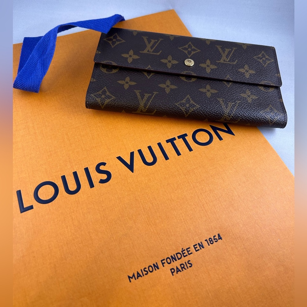 Louis Vuitton authentic classic Sarah wallet vintage excellent brown LV monogram